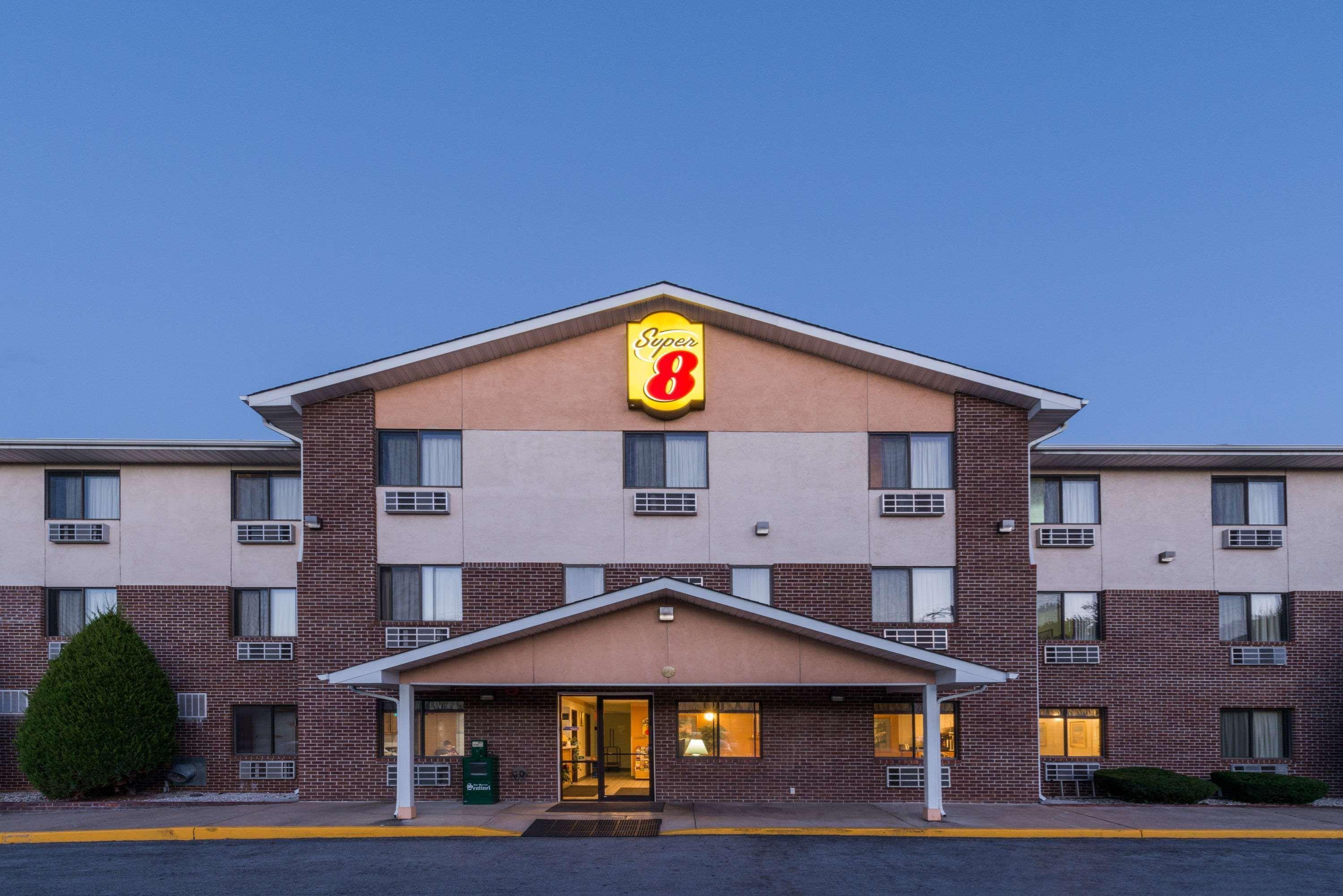 Hotel Super 8 By Wyndham Front Royal Esterno foto