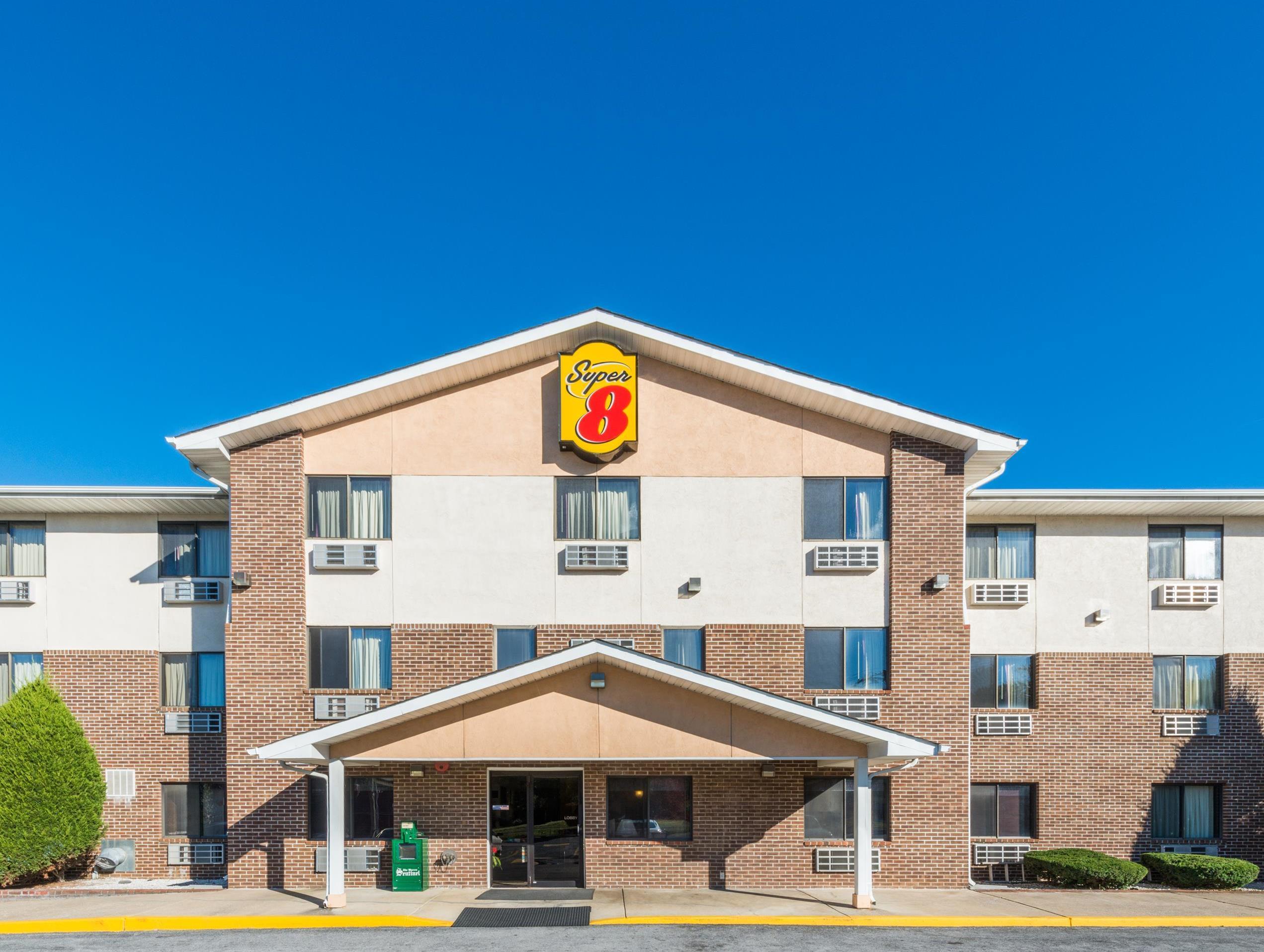 Hotel Super 8 By Wyndham Front Royal Esterno foto
